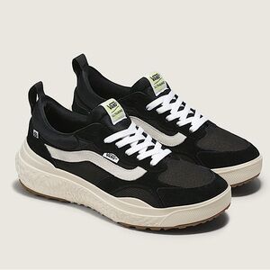 NWT / NIB Unisex UltraRange Neo VR3 Shoe 9M / 10.5W